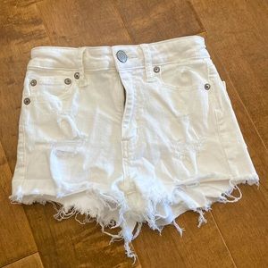 white denim Aéropostale shorts